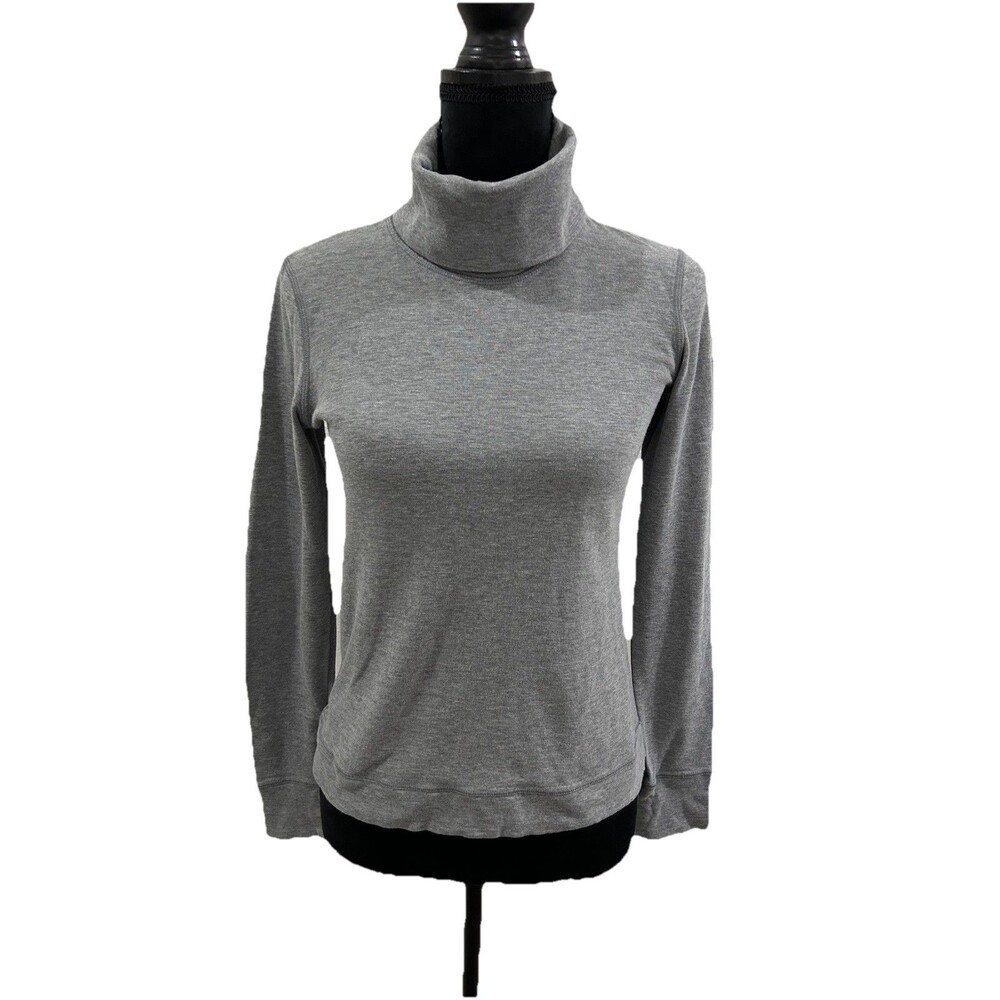 Lululemon Womens Size Sm Reversible Light Gray Turtle Neck Sweater No Size Tag